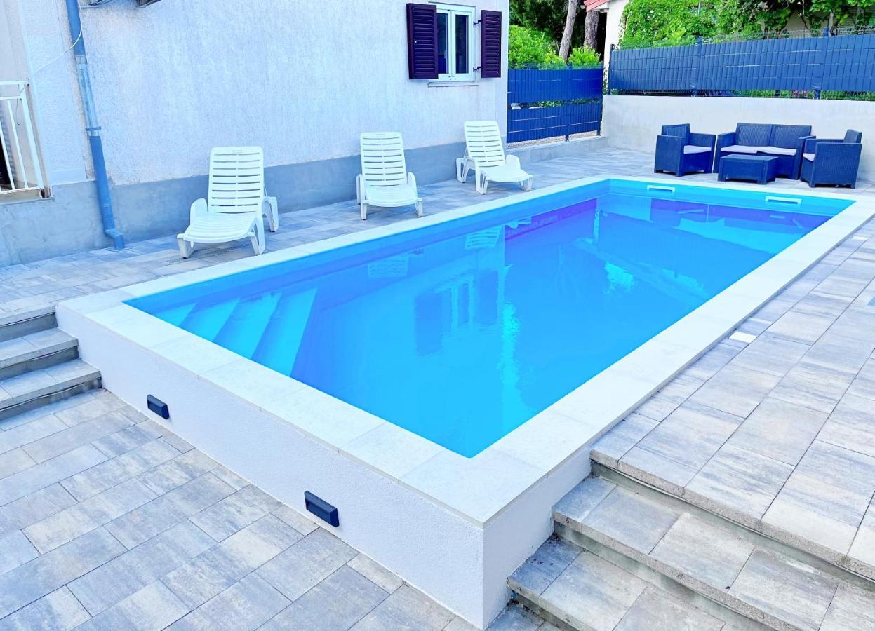 Adria Holiday Home Pinezići Extérieur photo